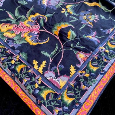 LOT 175  GORGEOUS CHINTZY PATTERN ON BLACK BACKGROUND COTTON TABLE CLOTH NAPKINS