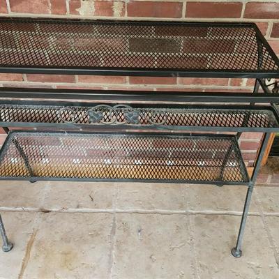 Heavy Metal Mesh Patio Plant Stand Garden Work Table 37x19x31