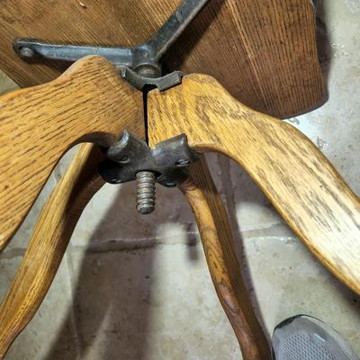 Antique 1800's Child Size Oak Wood Swivel Chair w Carved Dog Banister Spindle