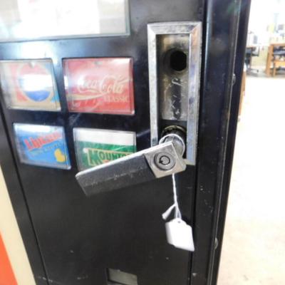 Vintage Vendo 55 Cent Can Pepsi Soda Vending Machine Model V132