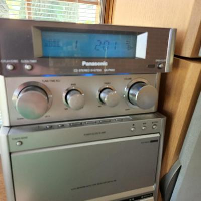 Panasonic CD Stereo System SA-PM22