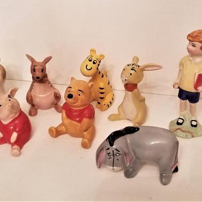 Lot #86 RARE - complete set of English Beswick Winnie the Pooh figures - Disney Productions