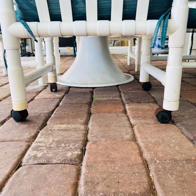 Outdoor Table and Chairs  (L-JM)