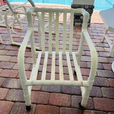 Outdoor Table and Chairs  (L-JM)