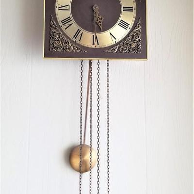 Lot #102  Cool Mid Century Linden Wall Clock - works great