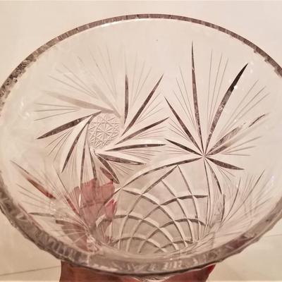 Lot #109  Beautiful Vintage Crystal Trumpet Vase