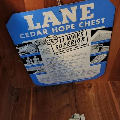 1950's Lane Cedar Chest 47Lx18.5Dx22H