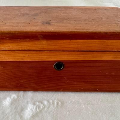 Wood Carved Bookends with Two Wood Boxes  (D-JM)
