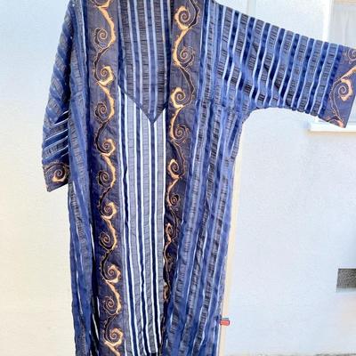 LOT 192  NAVY BLUE SHEAR ROBE/KIMONO W/EMBROIDERY BACK PANEL & LAPELS