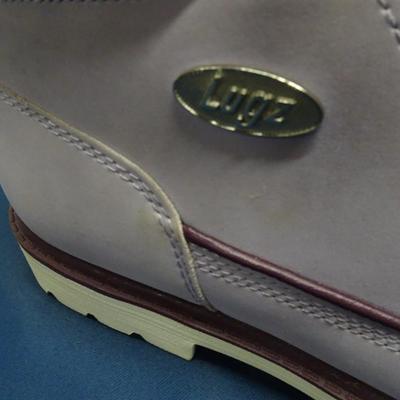 LOT 20. LUGZ BOOTS