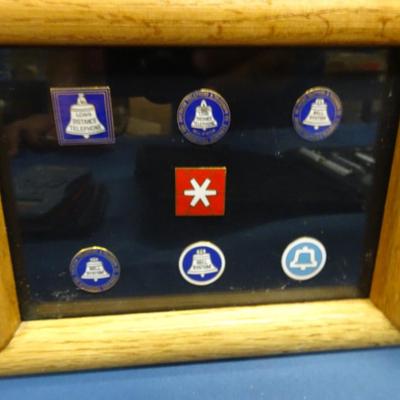 LOT 22. MISC ITEMS INCLUDING BELL SYSTEM PIN COLLECTION AND GAME