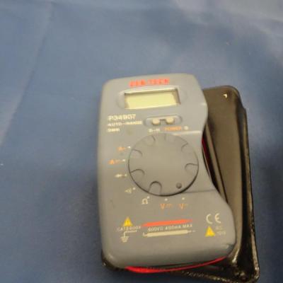 LOT 22. MISC ITEMS INCLUDING BELL SYSTEM PIN COLLECTION AND GAME