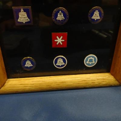 LOT 22. MISC ITEMS INCLUDING BELL SYSTEM PIN COLLECTION AND GAME