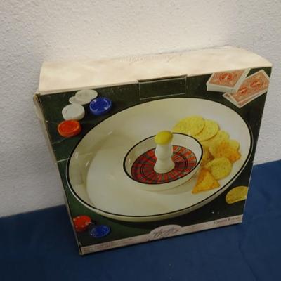 LOT 52. CASINO THEME CHIP AND SALSA BOWL