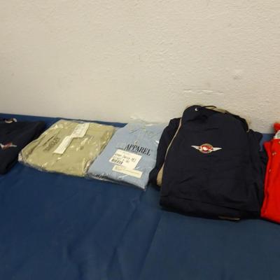 LOT 53. SOUTHWEST AIRLINES UNIFORMS