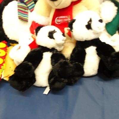 LOT 58. PLUSH TOY COLLECTION