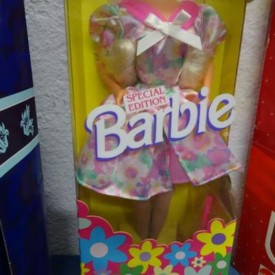 LOT 64. BARBIE DOLLS