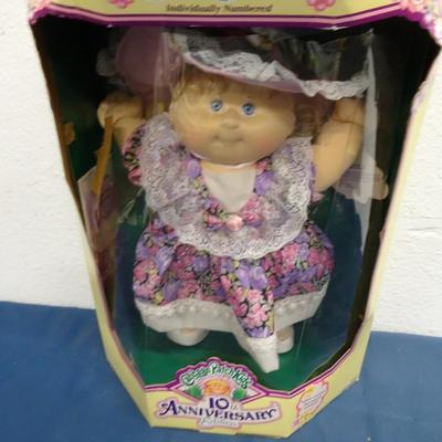 LOT 65. CABBAGE PATCH KID DOLL