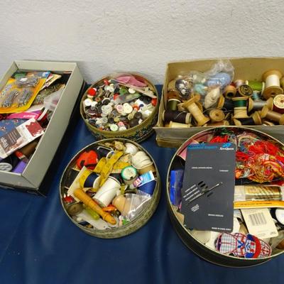 LOT 85. BUTTONS AND SEWING GEAR