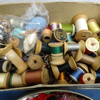 LOT 85. BUTTONS AND SEWING GEAR