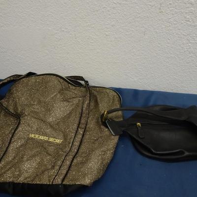 LOT 87. HAND BAGS