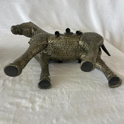 Uniquely Detailed Metal India Horse & Elephant  (D-NM)