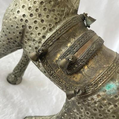 Uniquely Detailed Metal India Horse & Elephant  (D-NM)