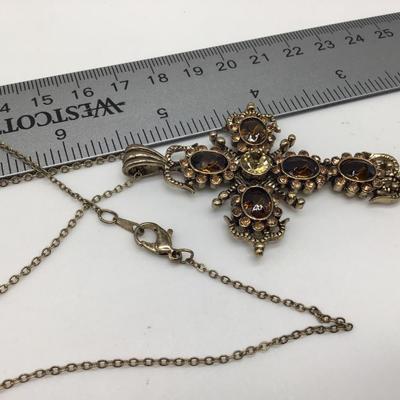 Pretty Cross Fashion Necklace
