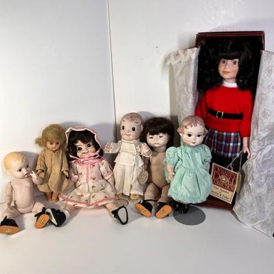 Lot of 7 Vintage Dolls Porcelain, Campbellâ€™s Soup