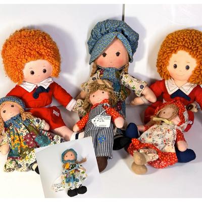 Lot of 7 Vintage Knickerbocker Annie, Holly & Robby Hobbie Dolls