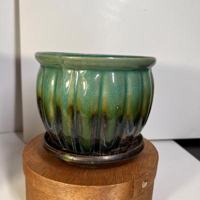 2 Vintage Ceramic Planters