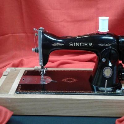 1948 Singer Sewing Machine