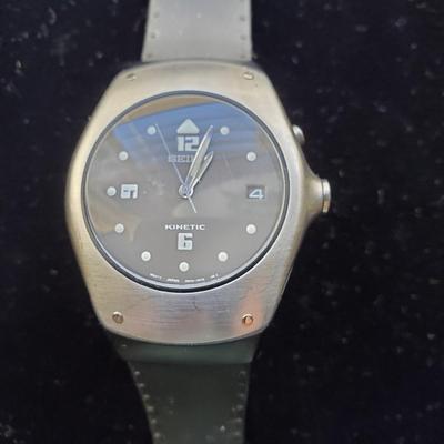 Seiko Kinetic Wristwatch