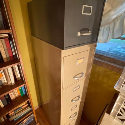 3B5-File cabinets