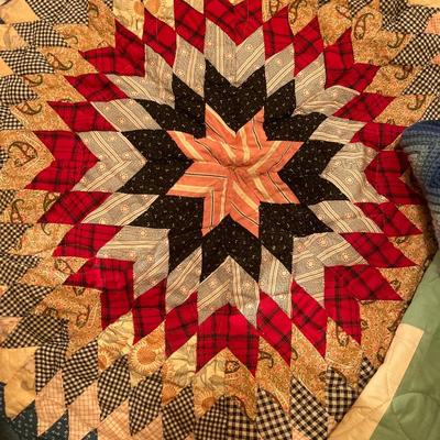 3B13-Quilts/Blankets