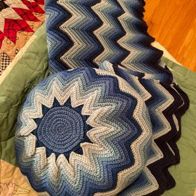 3B13-Quilts/Blankets