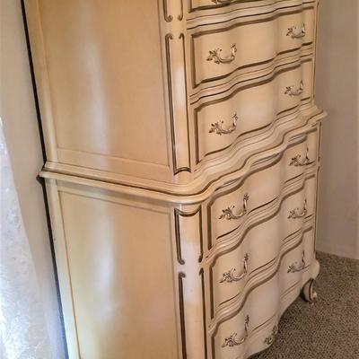 Lot #120  Vintage French Provincial Style Large Chest of Drawers