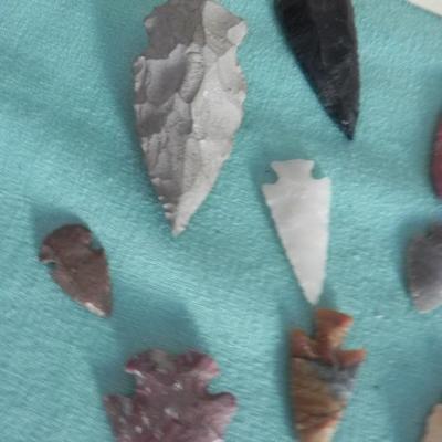 NATIVE AMERICAN ART-ARROWHEADS-CAST IRON COCOBELLA