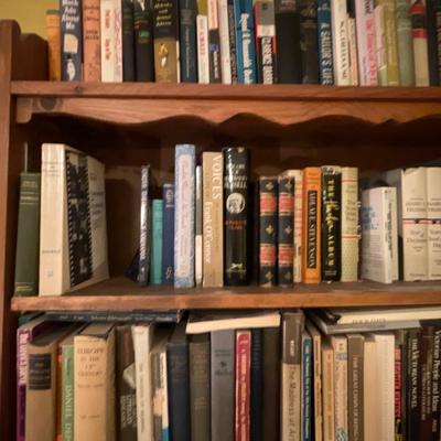 3B21-Large Book Lot
