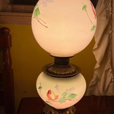 3B28-Night stand and lamp