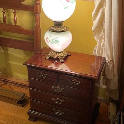 3B28-Night stand and lamp