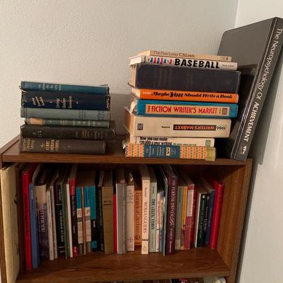 H3-Bookshelf and Books