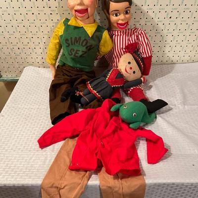 D12-Ventriloquist dolls