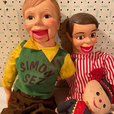 D12-Ventriloquist dolls