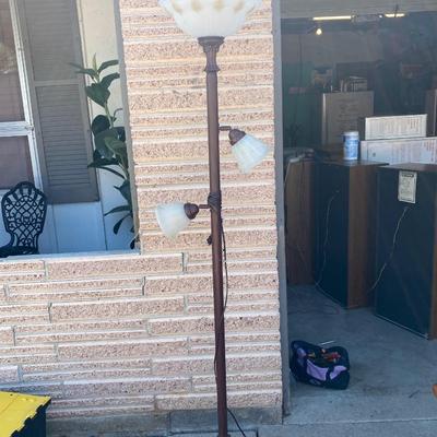 Working floor lamp