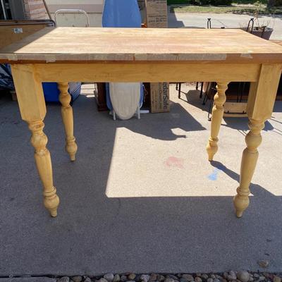 Tall kitchen table