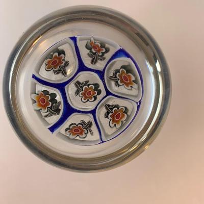 Lot 53 Murano paperweight