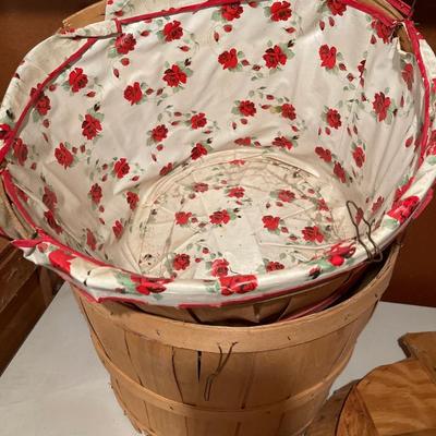 W1-Apple baskets and cabinet