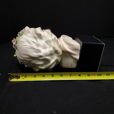 Cybis Bust - Robyn -- Rare