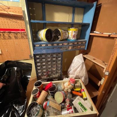 W14-Large organizer and hardware lot